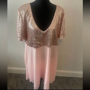 Beautiful sequin dress rose gold plus size